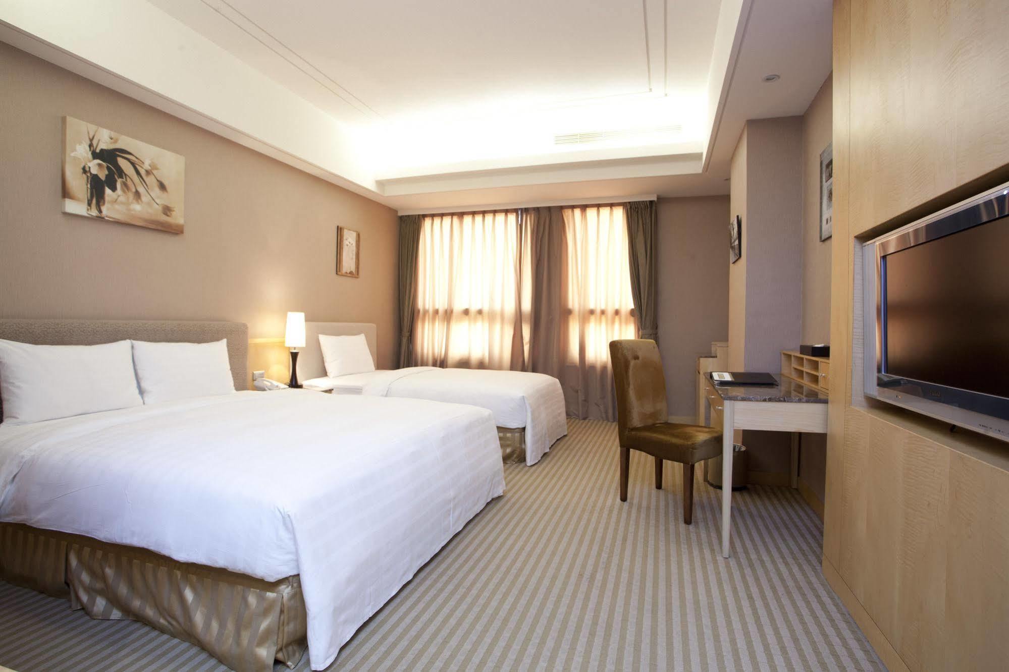 Justwin Grand Hotel Tainan Eksteriør bilde